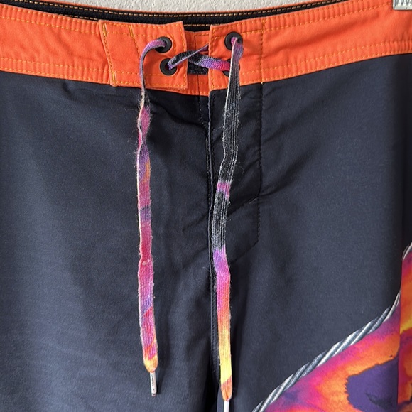 O'Neill Hyperfreak Men's Boardshorts Size 34 Orange/Purple/Black/Sunset - Picture 5 of 16